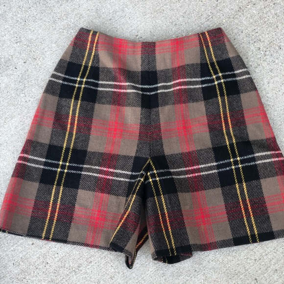 Vintage 60’s wool plaid shorts Bobbie Brooks mod twiggy college prep - Picture 2 of 6